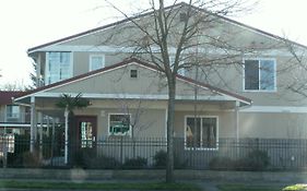 Express Inn & Suites Eugene